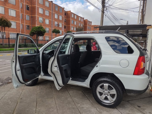 Kia New Sportage 4x2 Mt 2.000 Cc