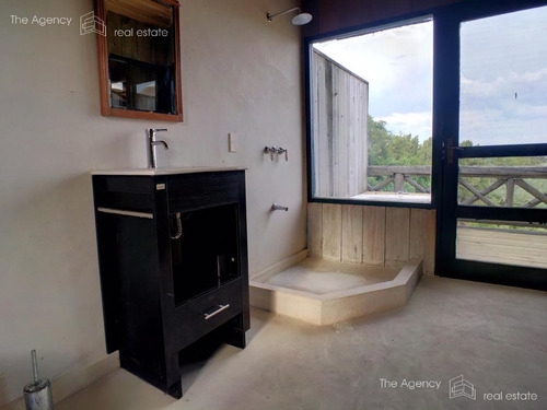 Imagen 28 de 30 de Chacra Con Piscina En Venta - Punta Ballena
