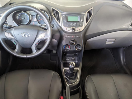 Imagem 8 de 11 de Hb20s 1.6 Comfort Plus 16v Flex 4p Manual