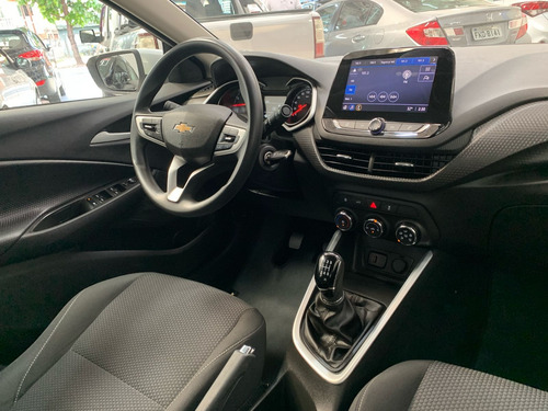Chevrolet Onix plus 1.0 Lt 4p