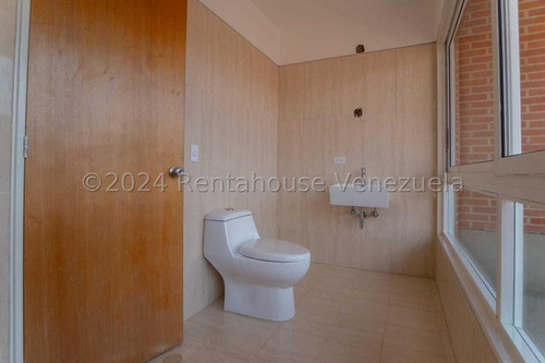 Apartamento Penthouse En Venta En Lomas Del Sol Cr- 25-12424