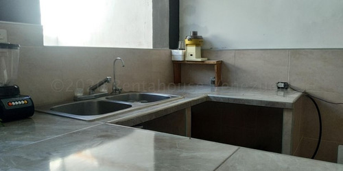 Imagen 5 de 30 de Casa En Venta En El Trigal Cabudare Lara 0-4-2-4-5-9-3-7-5-4-2 Rent-a-house Centro Occidente Mls Código: 22-24439