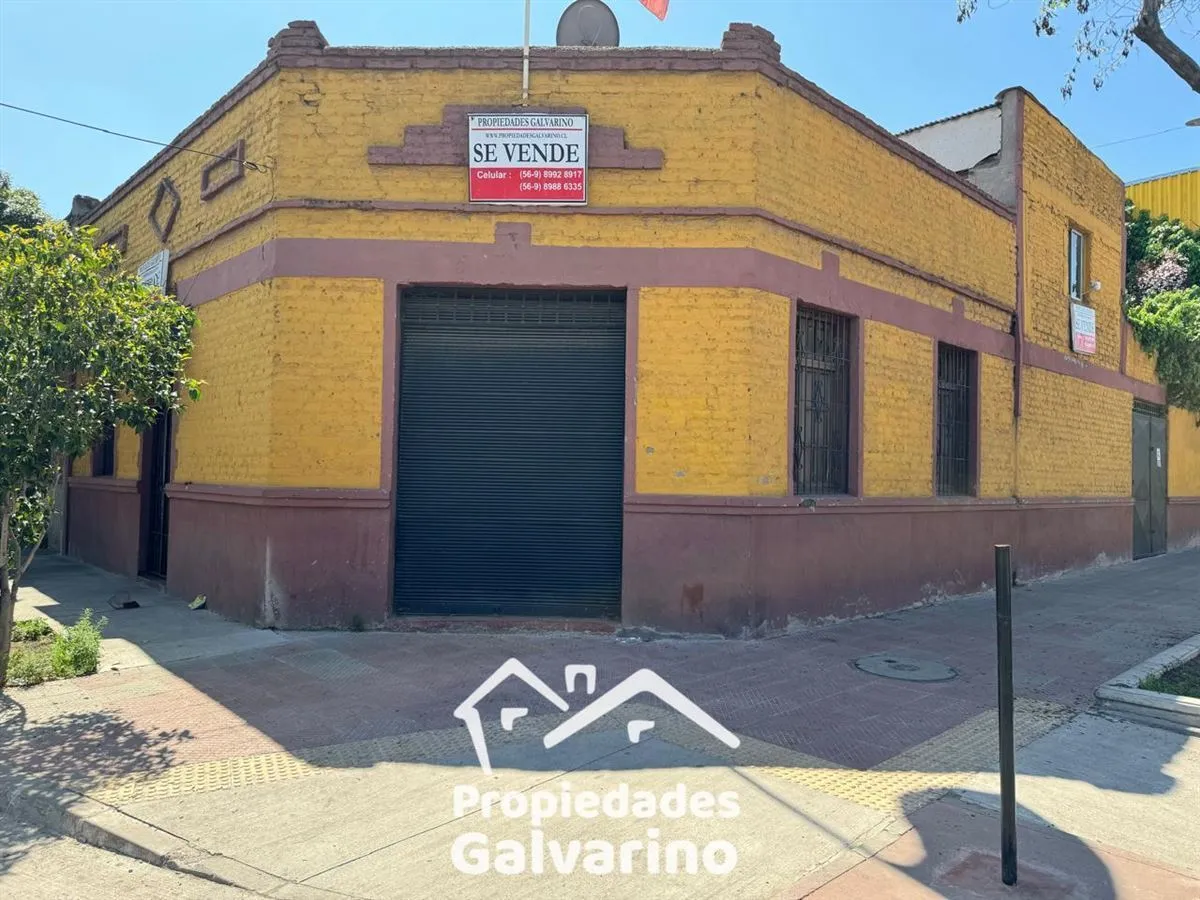 Imagen 1 de 17 de Casa En Venta En Santiago