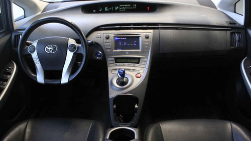Imagen 13 de 15 de Toyota Prius 2012 4p Premium Hibrido R16