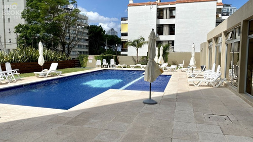 Imagen 19 de 24 de Departamento En Venta Edificio Moon - Playa Brava - Punta Del Este - Punta Del Este Brava