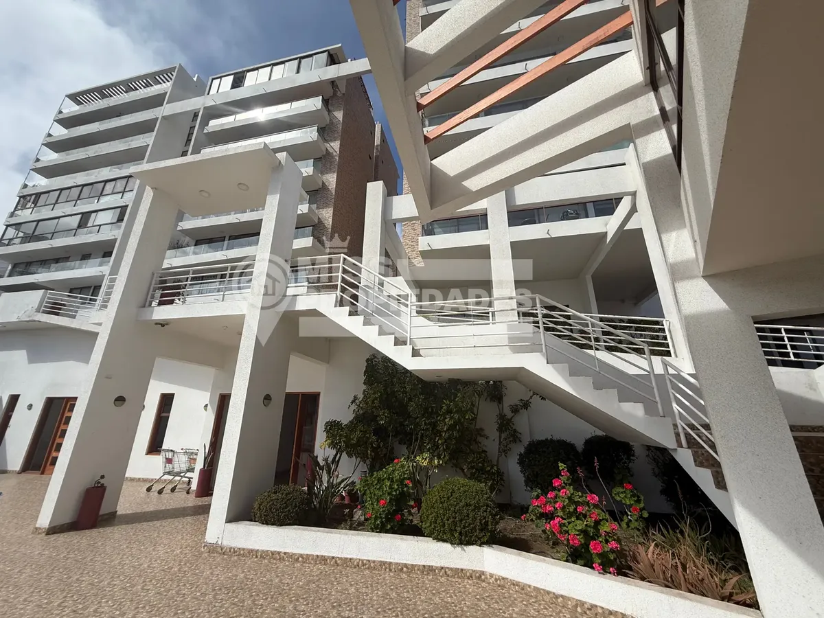 Imagen 2 de 16 de Se Vende Departamento En Sector Sur