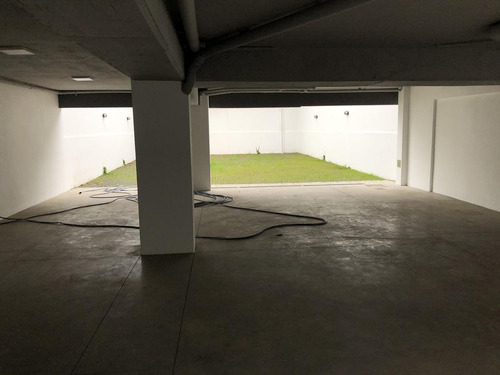 Imagen 10 de 24 de Departamento 3 Ambientes Con Balcón Y Cochera- Coghlan