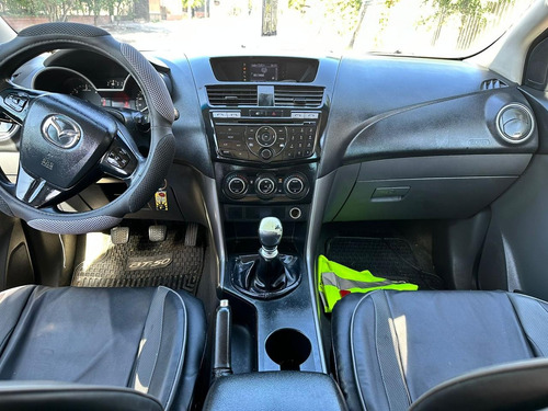 Mazda BT50 D/C 2.2 Dx 6Mt 4X2