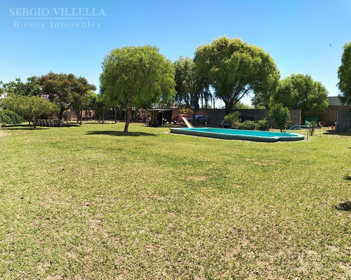 Imagen 10 de 28 de Casa De Campo De 3 Dormitorios Con Pileta En Venta En Alvarez