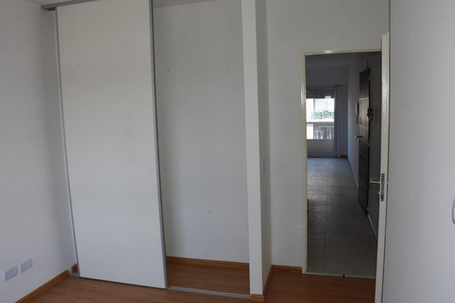 Imagen 10 de 24 de Moderno Semipiso 2 Ambientes A Estrenar En Caseros Centro