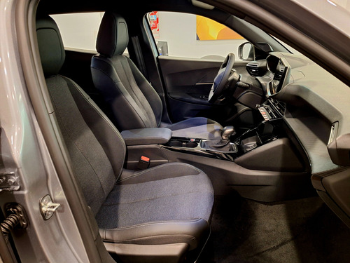 Peugeot 2008 1.0T Allure