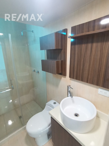 Imagen 6 de 8 de Sector Boulevard Playa Mansa Lechería Residencias Monarca. En Venta Apartamento 108m2 Vilmar Salazar 0426-583.17.60