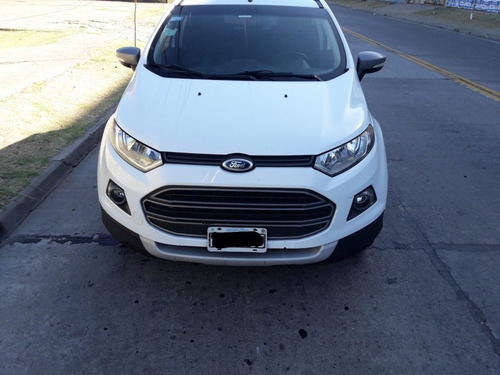 Imagen 3 de 17 de Ford Ecosport 2014 1.6 Freestyle 110cv 4x2