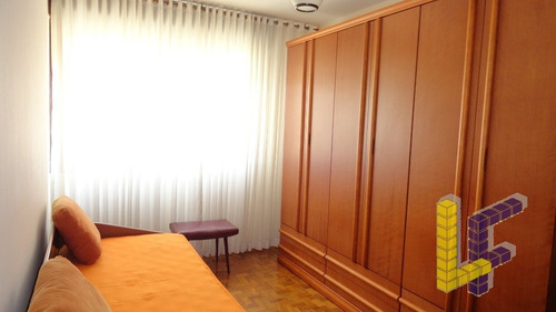 Apartamento - Bairro Centro Scs - 17234
