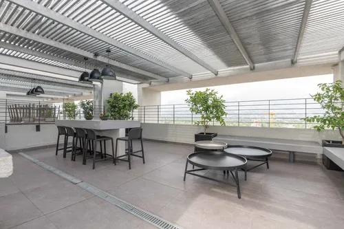 Edificio Av. Irarrázaval (1 Est. 1 Bod.) Vista Poniente Pi