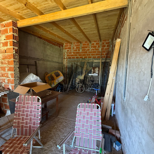 Dos Casas En Lote De 12 X 43 En Venta Saladillo