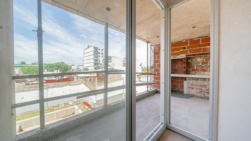 Venta Departamento 2 Ambientes Con Cochera