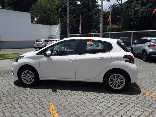 Imagem 9 de 10 de Peugeot 208 1.2 Active 12v Flex 4p Manual