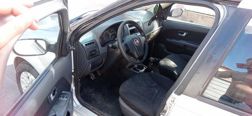 Imagem 9 de 10 de Fiat Palio Weekend 2010 1.4 Elx Flex 5p