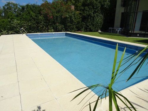 Casa Country Praderas Lujan 4 Habitaciones En Suite Pileta Parrilla Golf Deportes. Financiación !