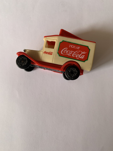 3 Carritos Escala 1.64 Y Mini Botella Coca Cola De Los 80's (Usado)