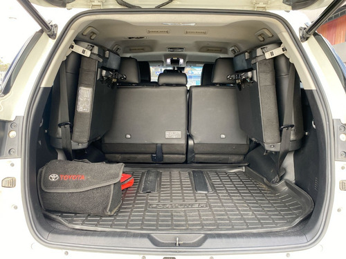 Imagen 25 de 25 de Toyota Fortuner Srv 2021