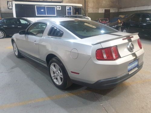 Imagen 6 de 10 de Ford Mustang V6 4.0 12v 2010 - Pat. En 2018 - Permuto