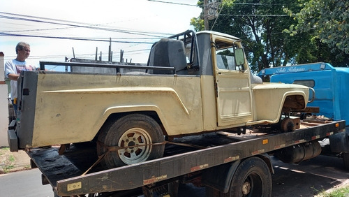 Ford Pick-up Willys F75 Rural 4x4
