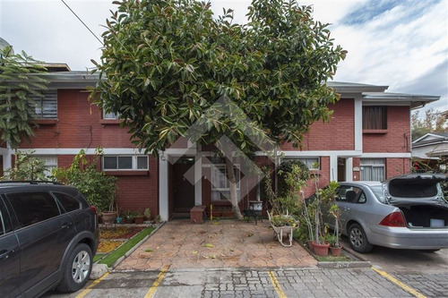 Imagen 1 de 16 de Casa En Venta De 4 Dorm. En La Reina
