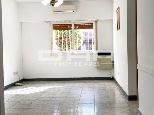 Imagen 5 de 16 de 3 Amb Pb Frente Con Patio! Impecable ***bajas Expensas*** - Bragado 5500