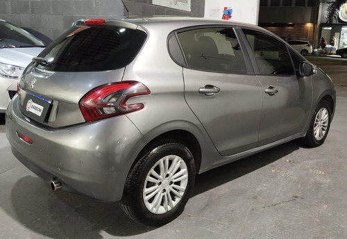 Peugeot 208 1.6 Allure Nav Tiptronic