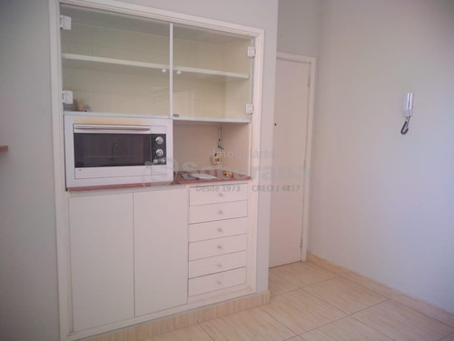 Imagem 14 de 18 de Apartamento À Venda Em Centro - Ap013155