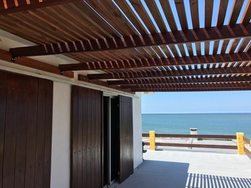 Casa En Venta En Santa Lucía Del Este!