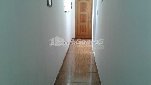 Apartamento Amplo Em Localização Privilegiada - Vvap20629