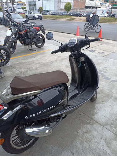 Imagen 2 de 9 de Vendo X Salud Scooter Lifan Sienna 2021 Seminueva