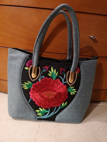 Imagen 1 de 3 de Bolsa Bordada Estilo Oaxaqueña.