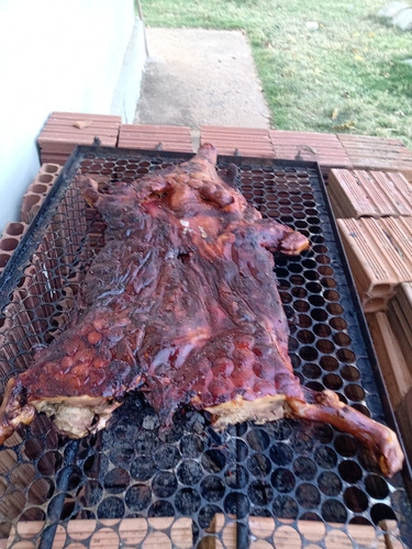 Imagem 1 de 2 de Contrate Seu Buffet Um Dos Melhores Da Região