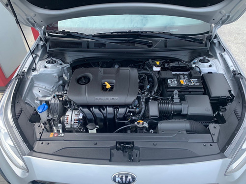 Imagen 11 de 11 de Kia Forte Gt Line 4cil 2.0l Ivt Sedan 2021 Inv 218/21
