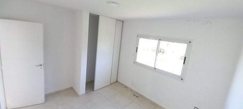 Imagen 16 de 30 de Dúplex Tipo Casa Estrenar Zona Las Corzuelas E 53