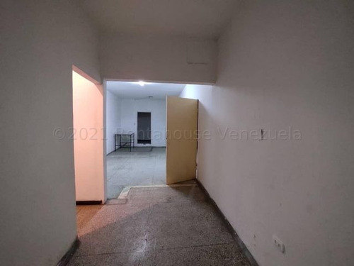 Linda R. 0424-576.7001 Rah#21-19596 Alquila Casa Comercial