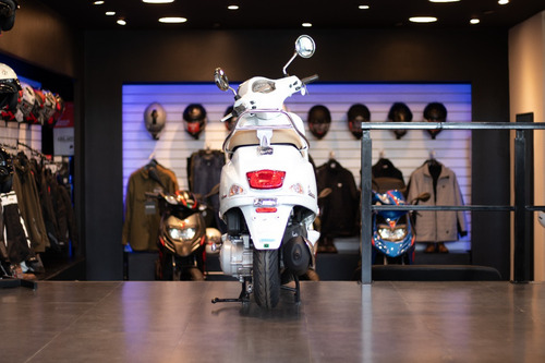 Vespa Vxl 150 Abs Scooter Usb Led Motoplex Oficial Isidro
