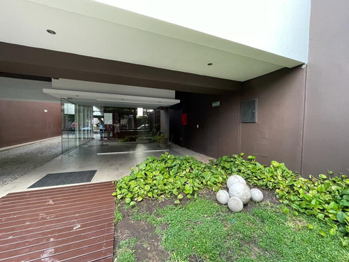 Imagen 2 de 10 de Departamento - Moron