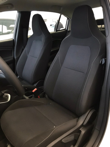 Imagen 19 de 25 de Chevrolet Onix Plus Lt Tech Ph