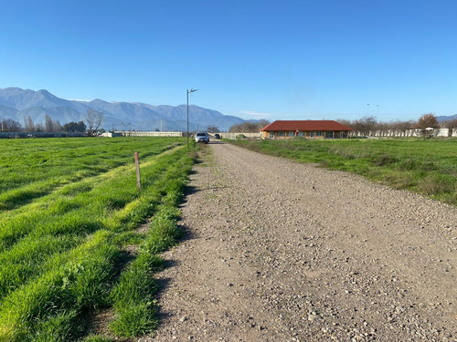 Parcela De 5.000m2 En Condominio Con Excelente Ubicación