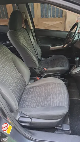 Mazda 2 Automático