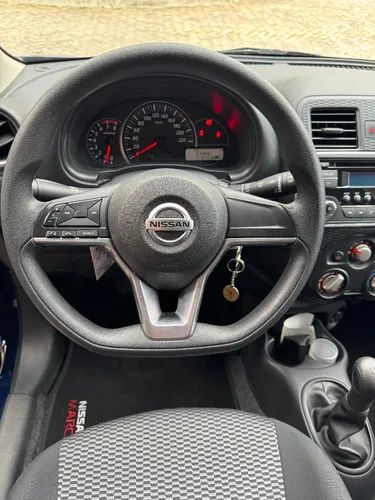 Nissan March 1.6 SENSE MECANICO