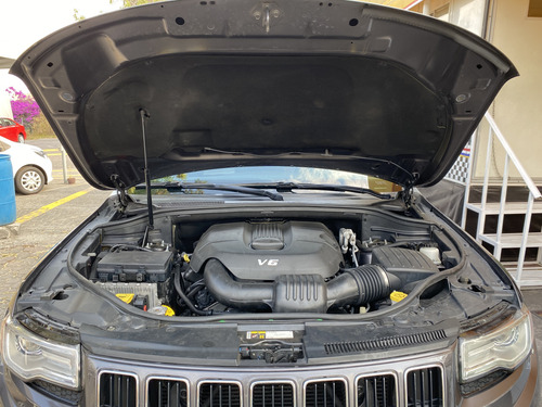 Jeep Grand Cherokee 3.6 Limited Lujo 4x2 Mt