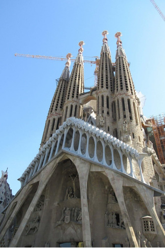 Libro: La Sagrada Familia Cathedral By Gaudi Barcelona, 150