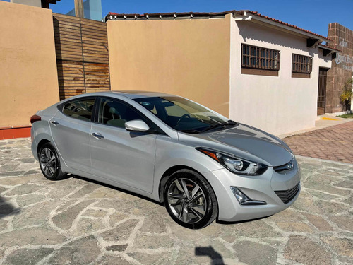 Hyundai Elantra 2.0 Limited Tech Navi At 2016