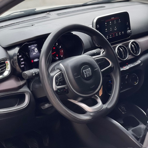 Fiat Cronos 1.8 16v Precision